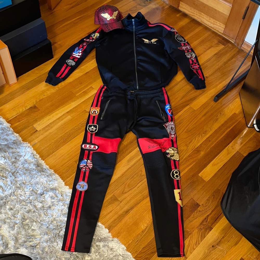 Robin Jeans Sweatsuit w/ Snapback XL top & Bottom